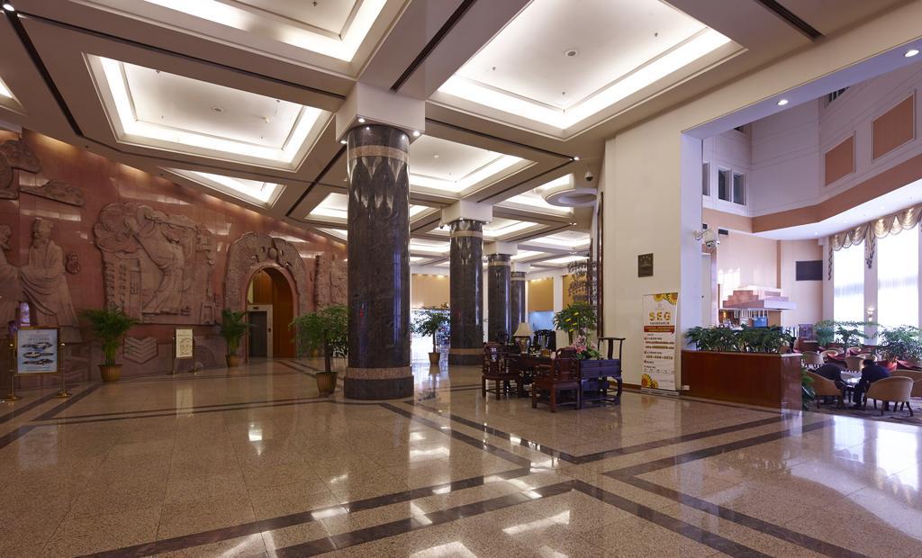 Yinhe Dynasty Hotel Chengdu Exterior foto