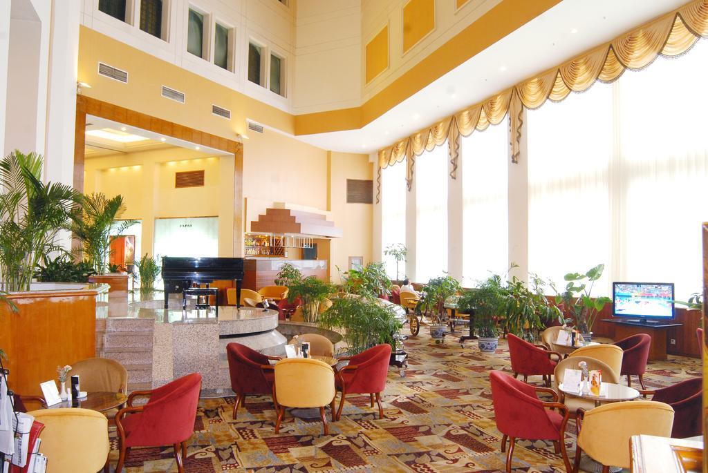 Yinhe Dynasty Hotel Chengdu Exterior foto